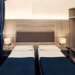 罗伯塔酒店 3* 梅斯特雷