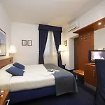 罗伯塔酒店 3* 梅斯特雷