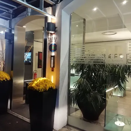 Roberta Szálloda Mestre