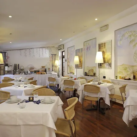 Roberta Hotel